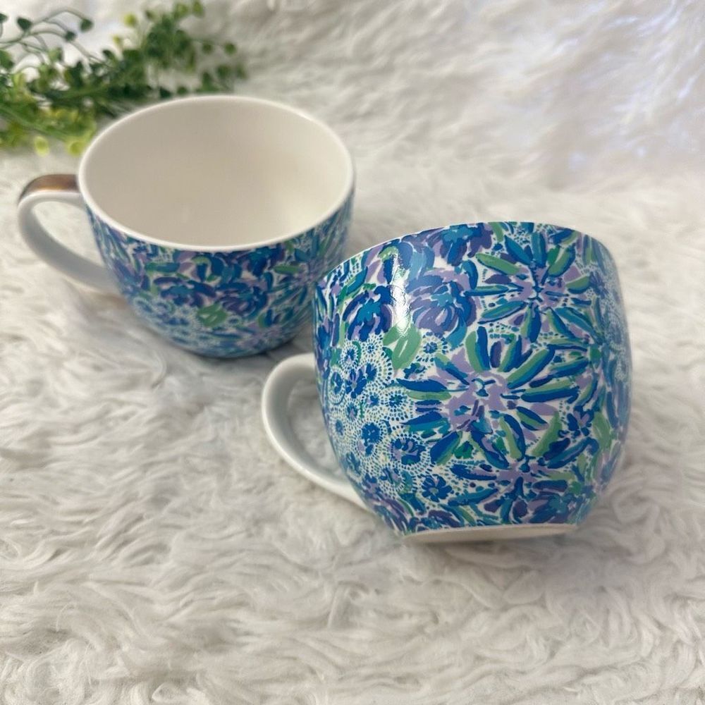 Lilly Pulitzer Ceramic Mug 12oz Blue‎ Floral Print Set of 2 Gold & white handle